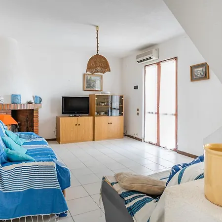 Apartament Quartu Sant'elena Cozy With Parking&garden!