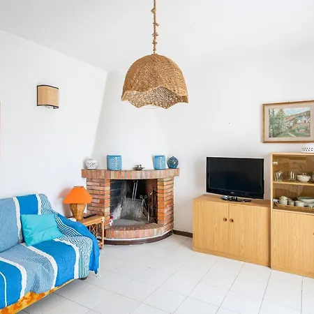 Quartu Sant'elena Cozy With Parking&garden! Apartament